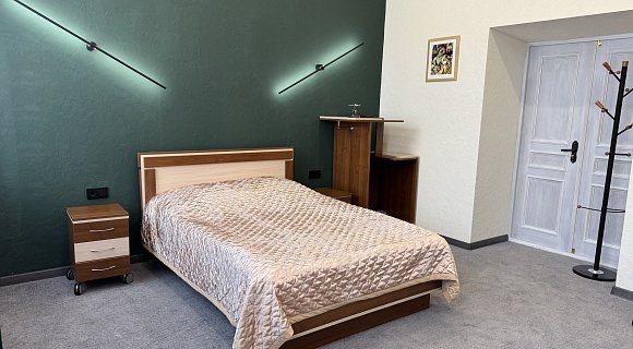 Economy Comfort Room